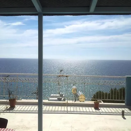 Cheap And Confortable, Seafront, Terrace, Town Zakynthos stad